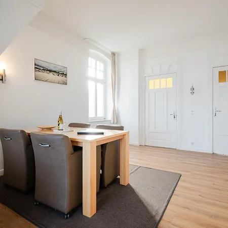 Dora App 12 * Heringsdorf (Usedom)